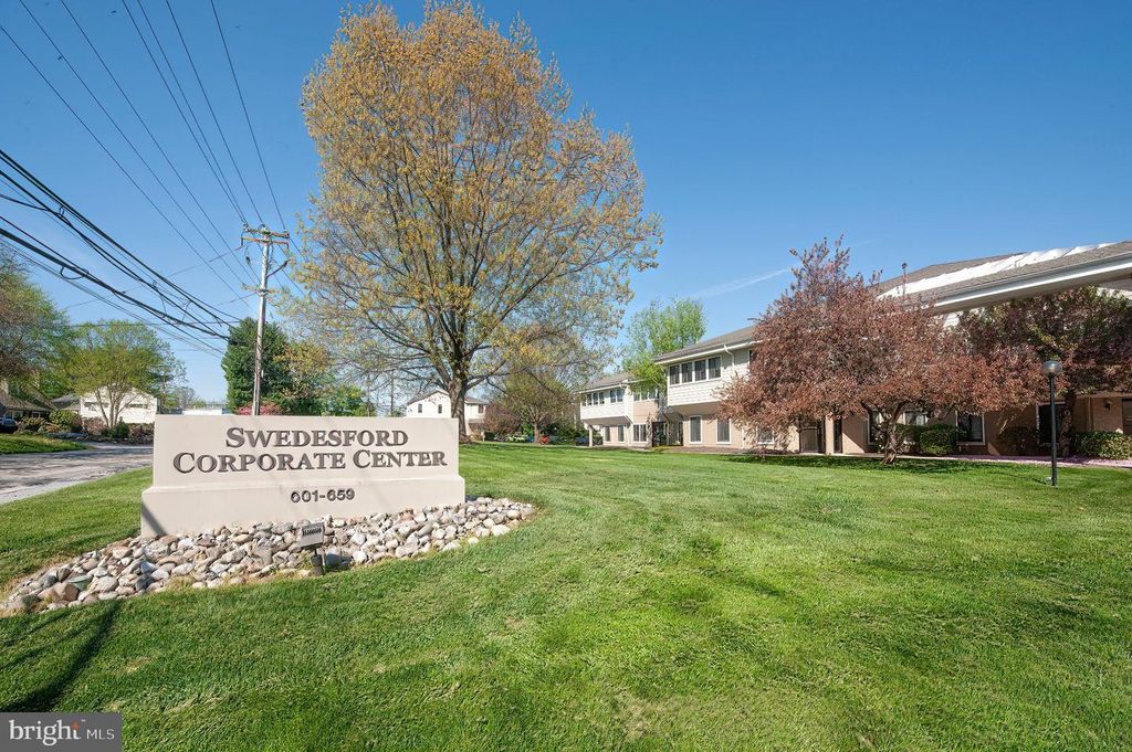 651 SWEDESFORD RD #651, MALVERN, PA 19355 — exterior