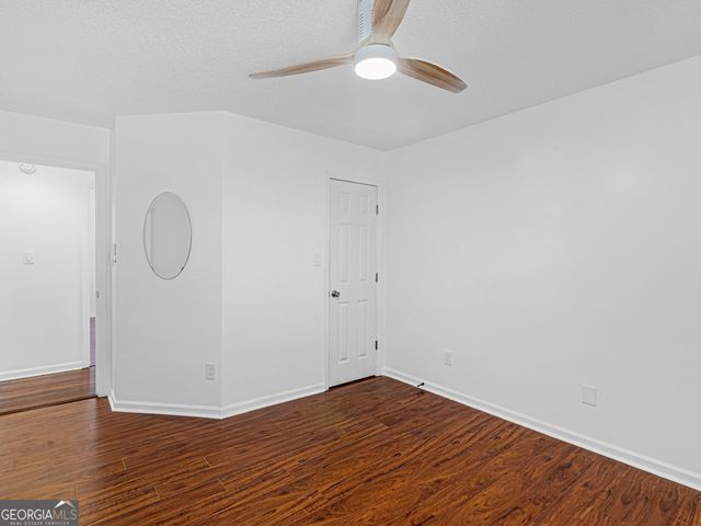 217 Yardsley Drive, Mcdonough, GA 30253