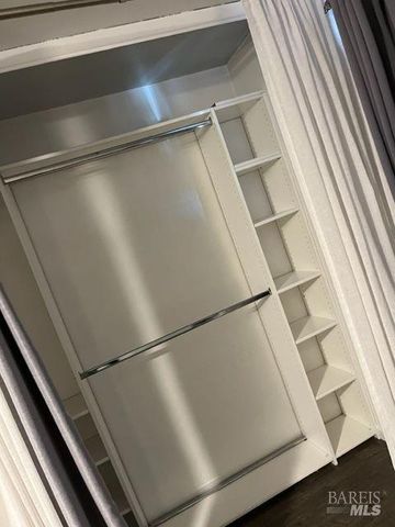 1493 Parkway Dr, Rohnert Park, CA 94928