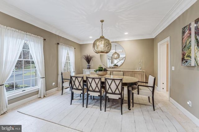 9327 SPRINKLEWOOD LN, Potomac, MD 20854