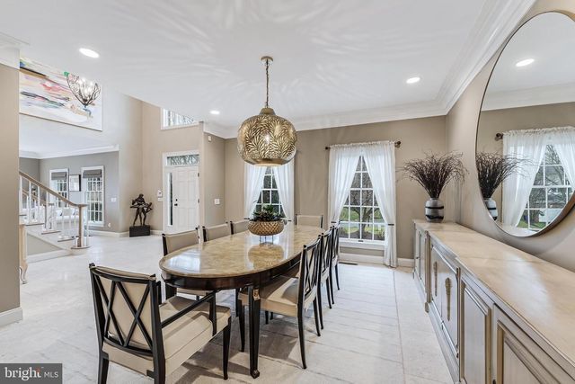 9327 SPRINKLEWOOD LN, Potomac, MD 20854