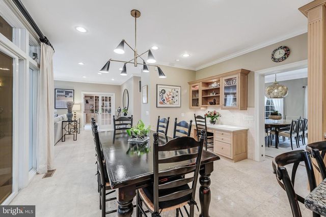 9327 SPRINKLEWOOD LN, Potomac, MD 20854