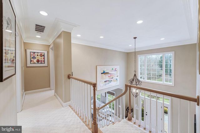 9327 SPRINKLEWOOD LN, Potomac, MD 20854