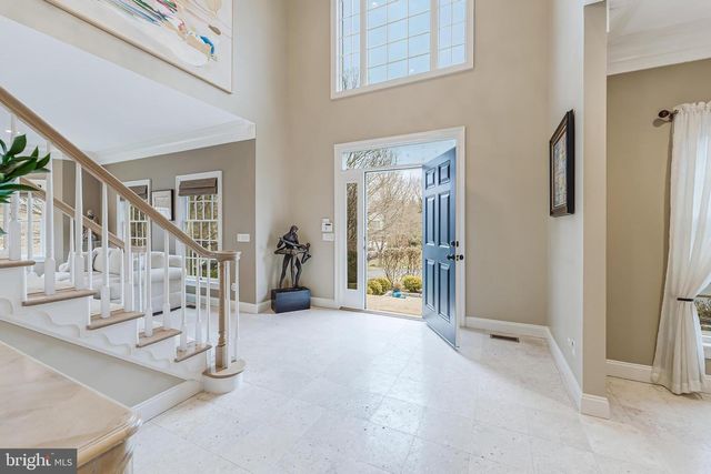 9327 SPRINKLEWOOD LN, Potomac, MD 20854