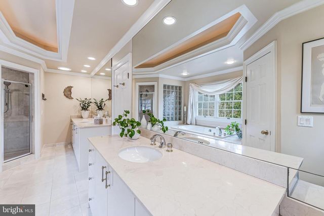 9327 SPRINKLEWOOD LN, Potomac, MD 20854