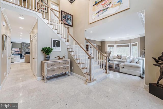 9327 SPRINKLEWOOD LN, Potomac, MD 20854