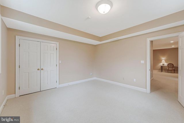 9327 SPRINKLEWOOD LN, Potomac, MD 20854