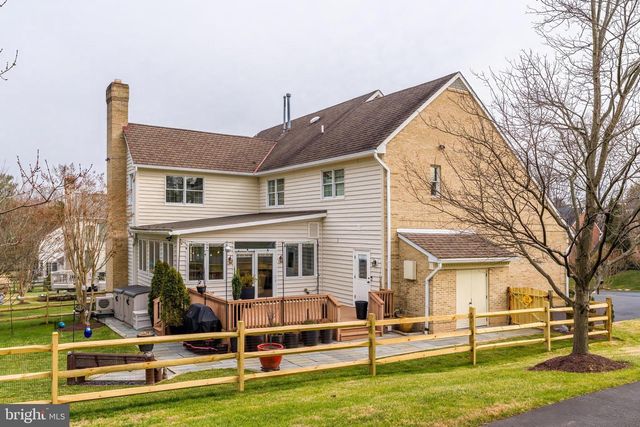 9327 SPRINKLEWOOD LN, Potomac, MD 20854