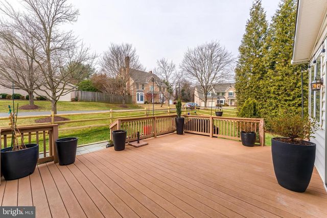 9327 SPRINKLEWOOD LN, Potomac, MD 20854