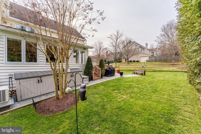 9327 SPRINKLEWOOD LN, Potomac, MD 20854