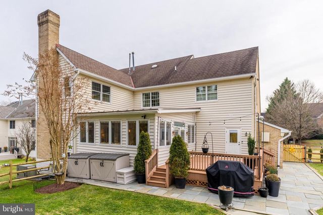 9327 SPRINKLEWOOD LN, Potomac, MD 20854