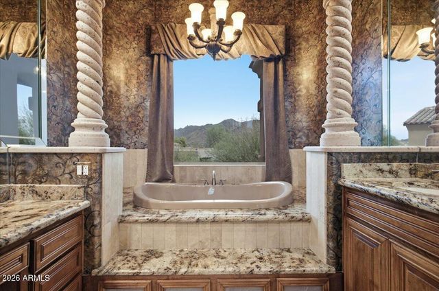 11465 E CHAMA Road, Scottsdale, AZ 85255