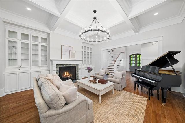 12345 Etris Road, Roswell, GA 30075