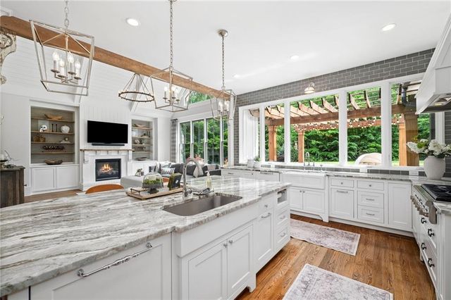 12345 Etris Road, Roswell, GA 30075