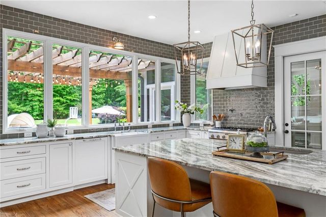 12345 Etris Road, Roswell, GA 30075
