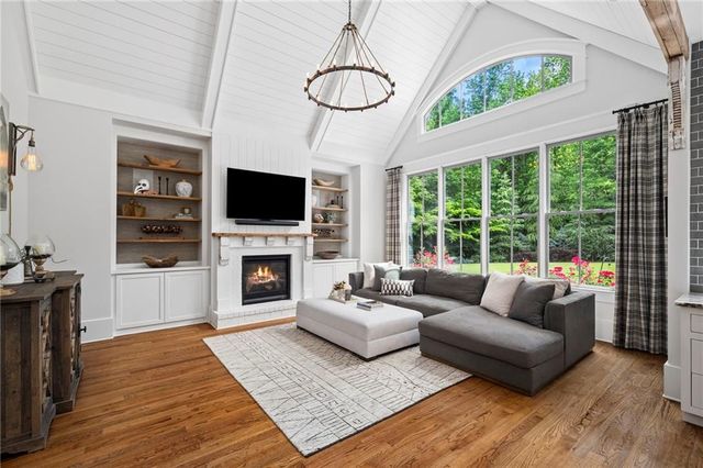 12345 Etris Road, Roswell, GA 30075