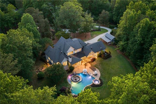 12345 Etris Road, Roswell, GA 30075