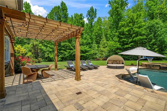 12345 Etris Road, Roswell, GA 30075