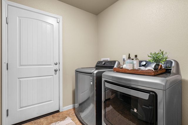 2606 Sapphire Lane, Anderson, CA 96007