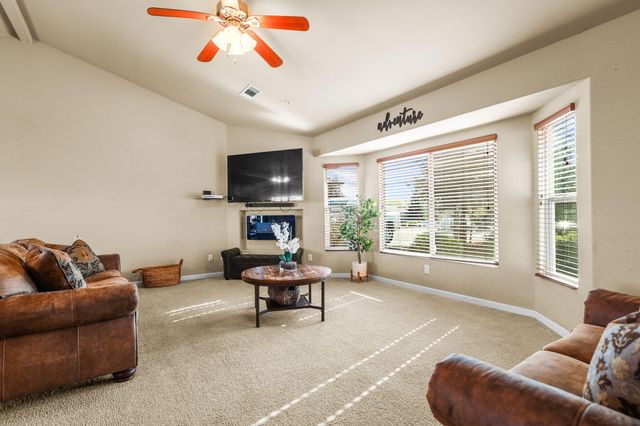 2606 Sapphire Lane, Anderson, CA 96007