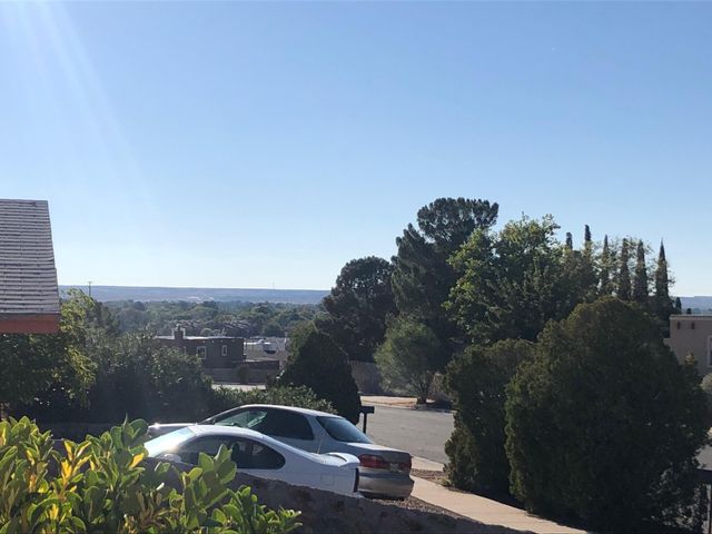 230 STERN Drive, El Paso, TX 79932