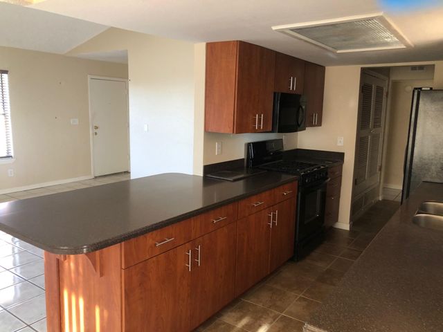 230 STERN Drive, El Paso, TX 79932