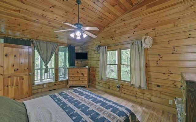 192 Nantahala Dam Road, Topton, NC 28781