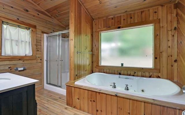 192 Nantahala Dam Road, Topton, NC 28781
