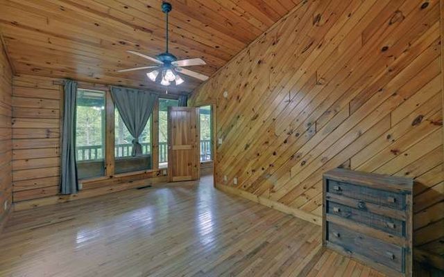 192 Nantahala Dam Road, Topton, NC 28781