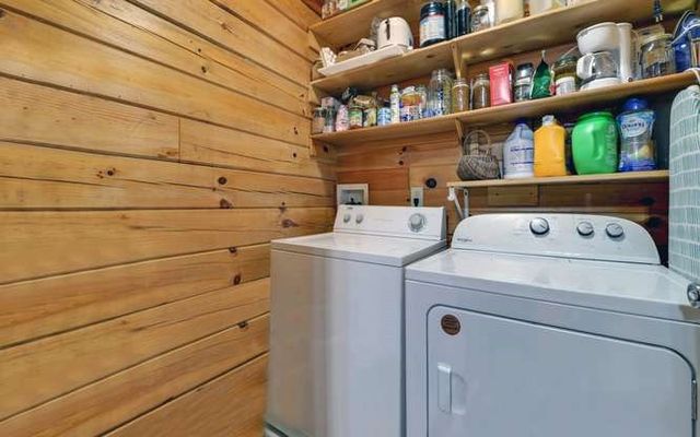 192 Nantahala Dam Road, Topton, NC 28781