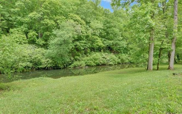 192 Nantahala Dam Road, Topton, NC 28781