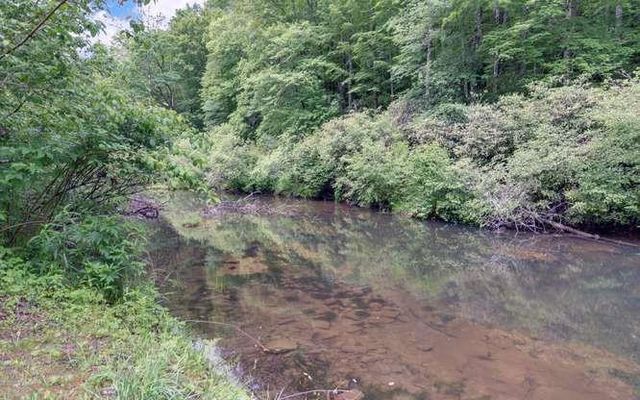 192 Nantahala Dam Road, Topton, NC 28781