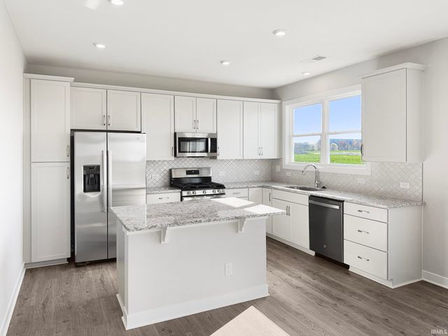 3175 Goswell Drive, Newburgh, IN 47630