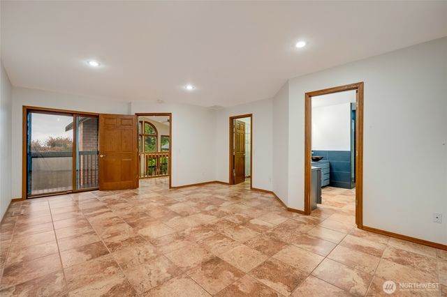 11525 76th Avenue NW, Tulalip, WA 98271
