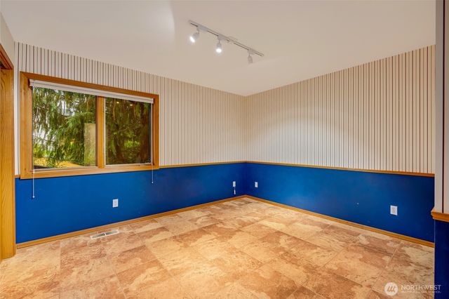 11525 76th Avenue NW, Tulalip, WA 98271