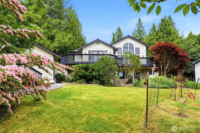 11525 76th Avenue NW, Tulalip, WA 98271