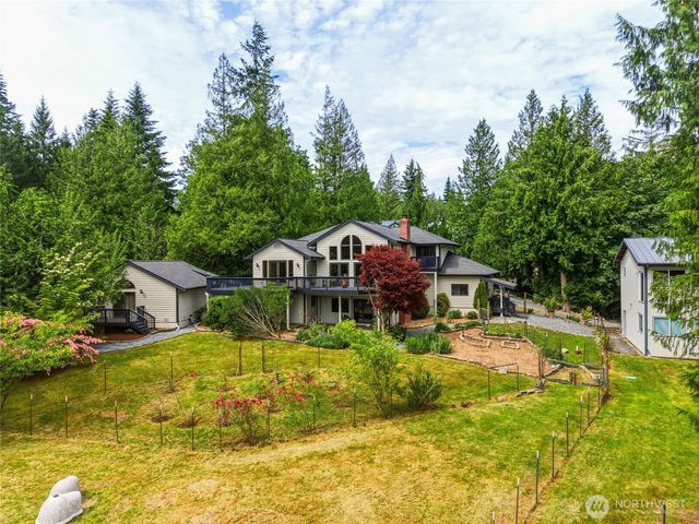 11525 76th Avenue NW, Tulalip, WA 98271