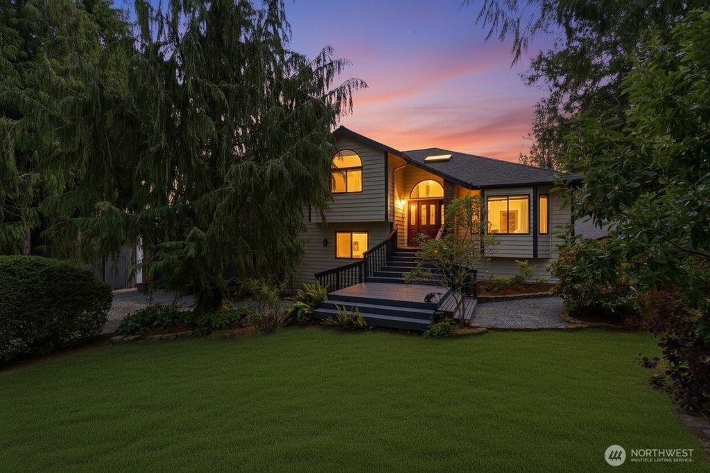 11525 76th Avenue NW, Tulalip, WA 98271