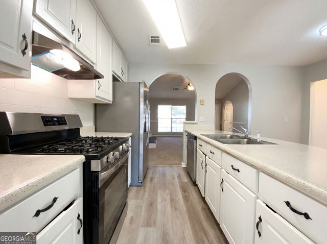 6773 Biscayne Boulevard, Rex, GA 30273