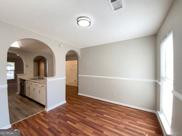 6773 Biscayne Boulevard, Rex, GA 30273