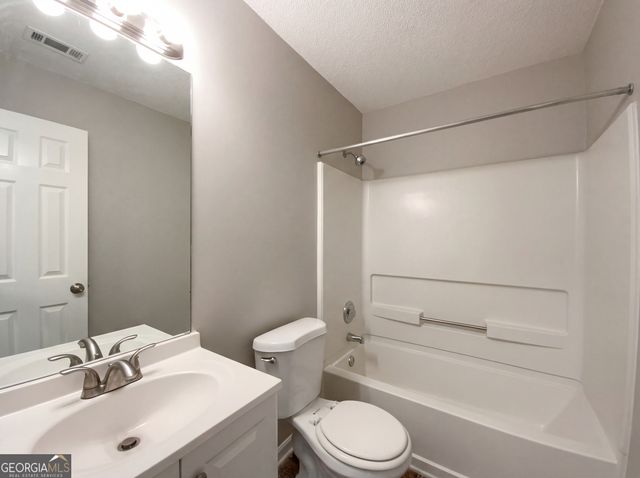 6773 Biscayne Boulevard, Rex, GA 30273