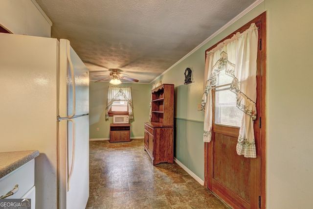 5838 Highway 42, Ellenwood, GA 30294