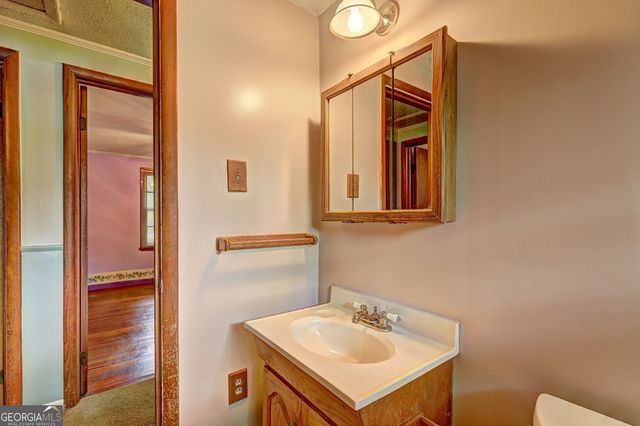 5838 Highway 42, Ellenwood, GA 30294