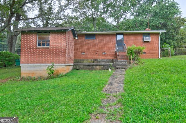 5838 Highway 42, Ellenwood, GA 30294