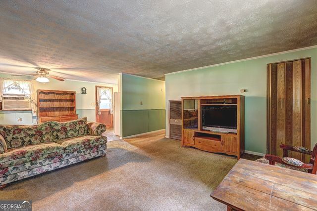 5838 Highway 42, Ellenwood, GA 30294