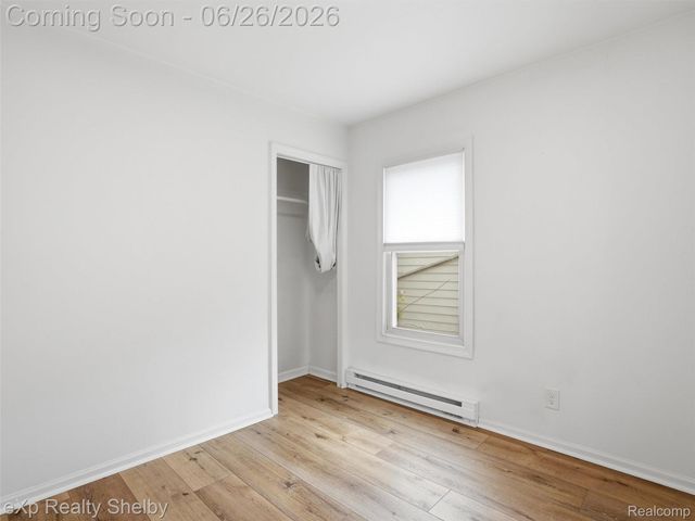 2101 Knollwood Street, Auburn Hills, MI 48326
