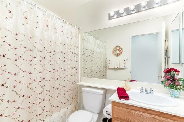 6004 Lake Buena Vista Way, Banning, CA 92220