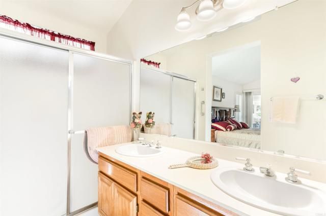 6004 Lake Buena Vista Way, Banning, CA 92220