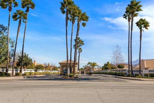 6004 Lake Buena Vista Way, Banning, CA 92220