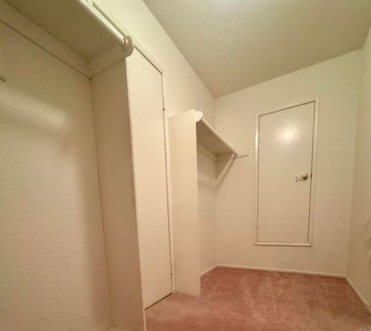 6004 Lake Buena Vista Way, Banning, CA 92220